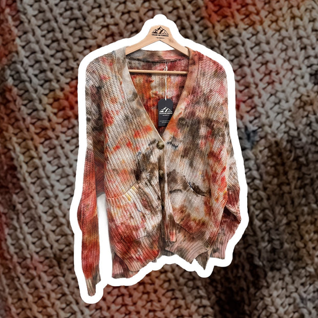 XL: Women’s “Gorge” Button-Up Cardigan